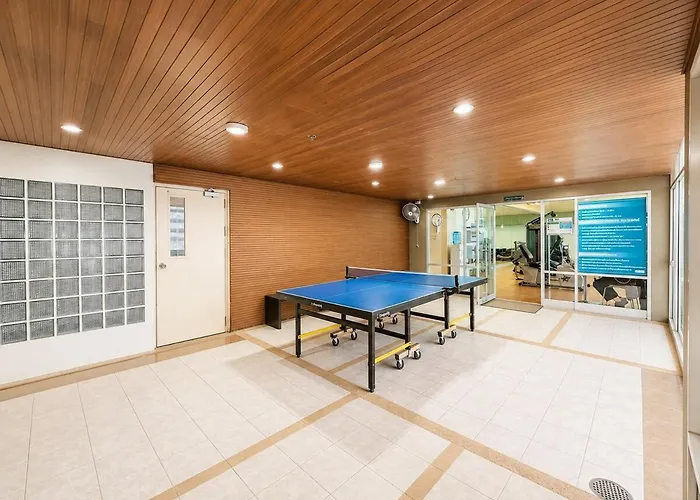 Riverside 1br With Pool Gym Near Boat Taxi شقة
