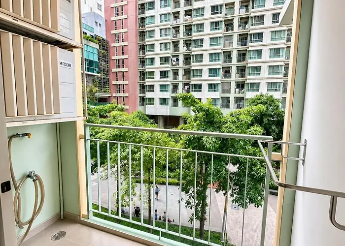 Riverside 1br With Pool Gym Near Boat Taxi شقة
